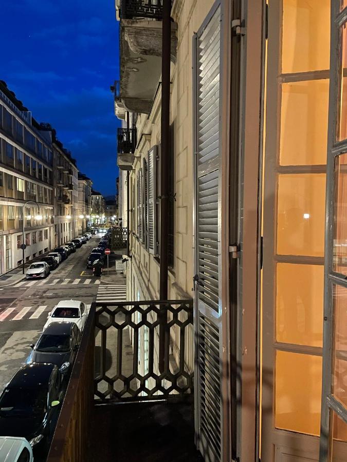 La Casa Di Ringhiera - Silenzioso Appartamento Di Charme Con Balcone Nel Quadrilatero Romano Torino Kültér fotó